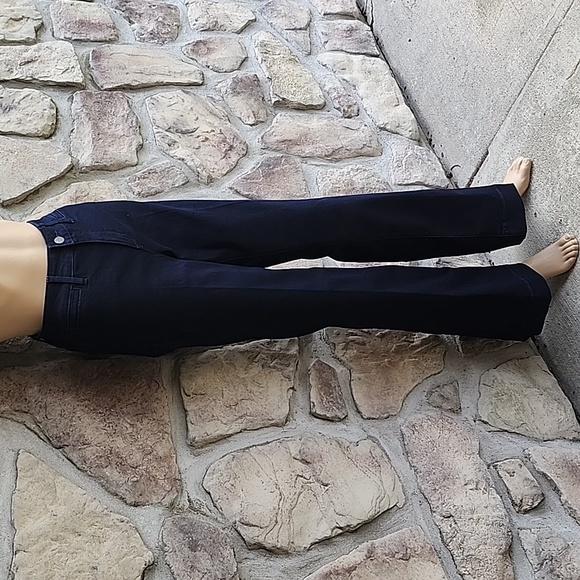 NYDJ | Teresa Trouser Jeans with Lift Tuck Technology - Picture 4 of 14